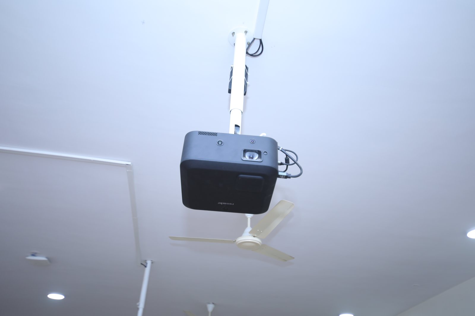Projection Facility - School of Life Sciences, Mysuru